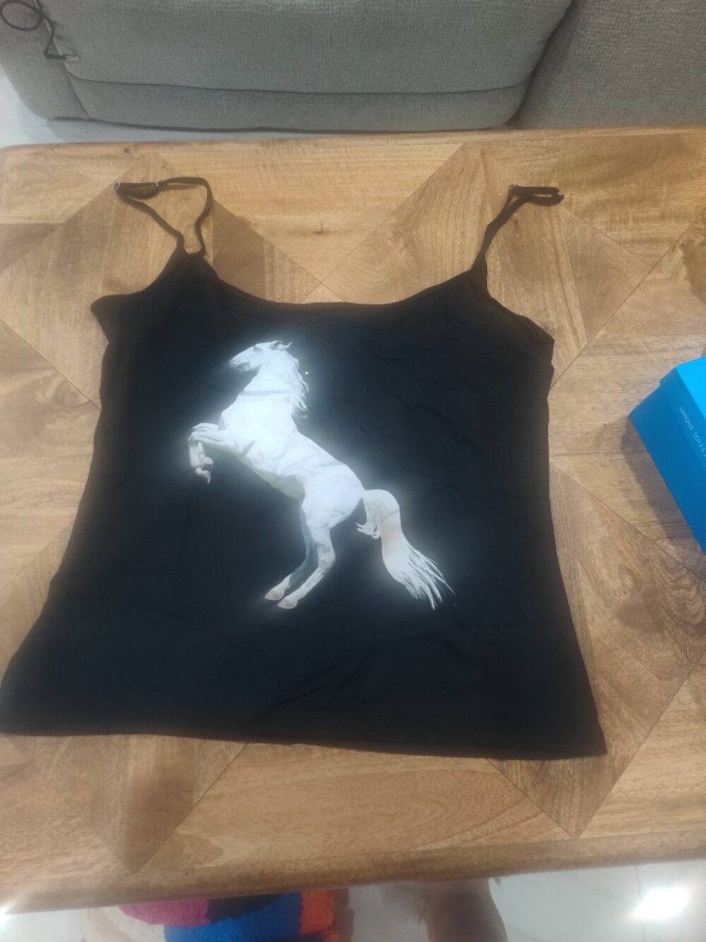 Tyler mcGillivary top size 3xl New